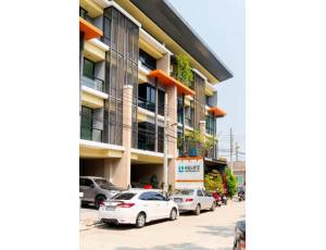 ข้อมูล บริษัท รีไลฟ์ โซลูชั่นส์ จำกัด